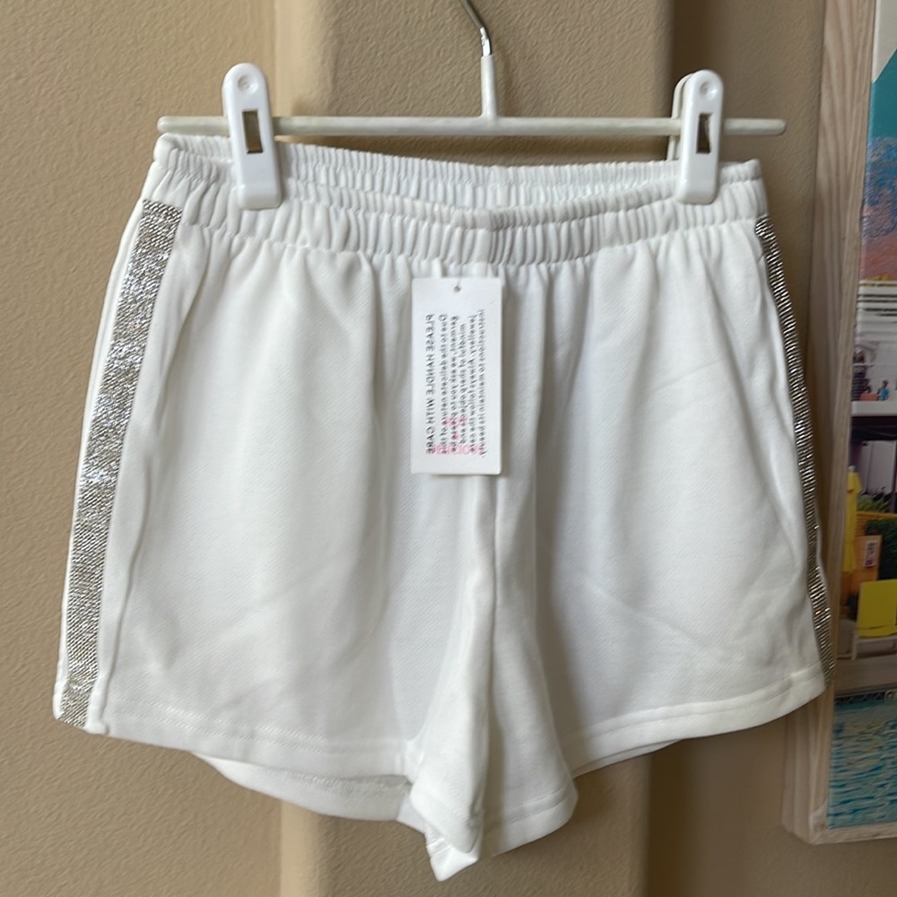 Hot & Delicious Shorts NWT